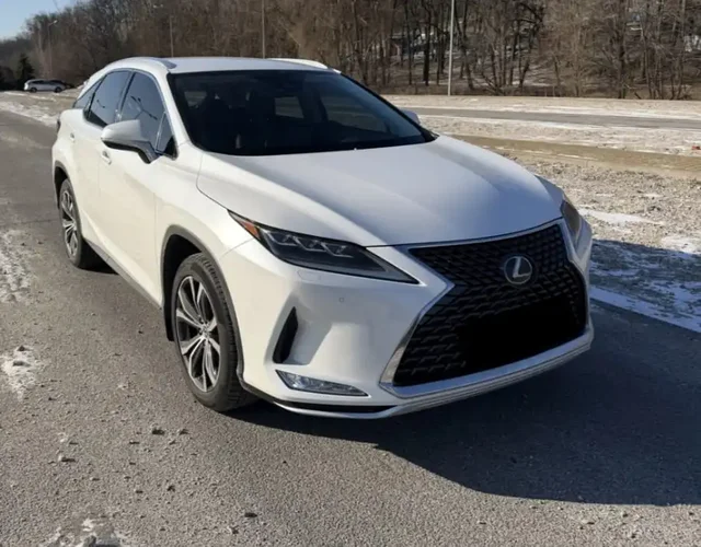 Lexus RX 2020 в хорошем состоянии с малым пробегом - Легковые автомобили в Новосибирск