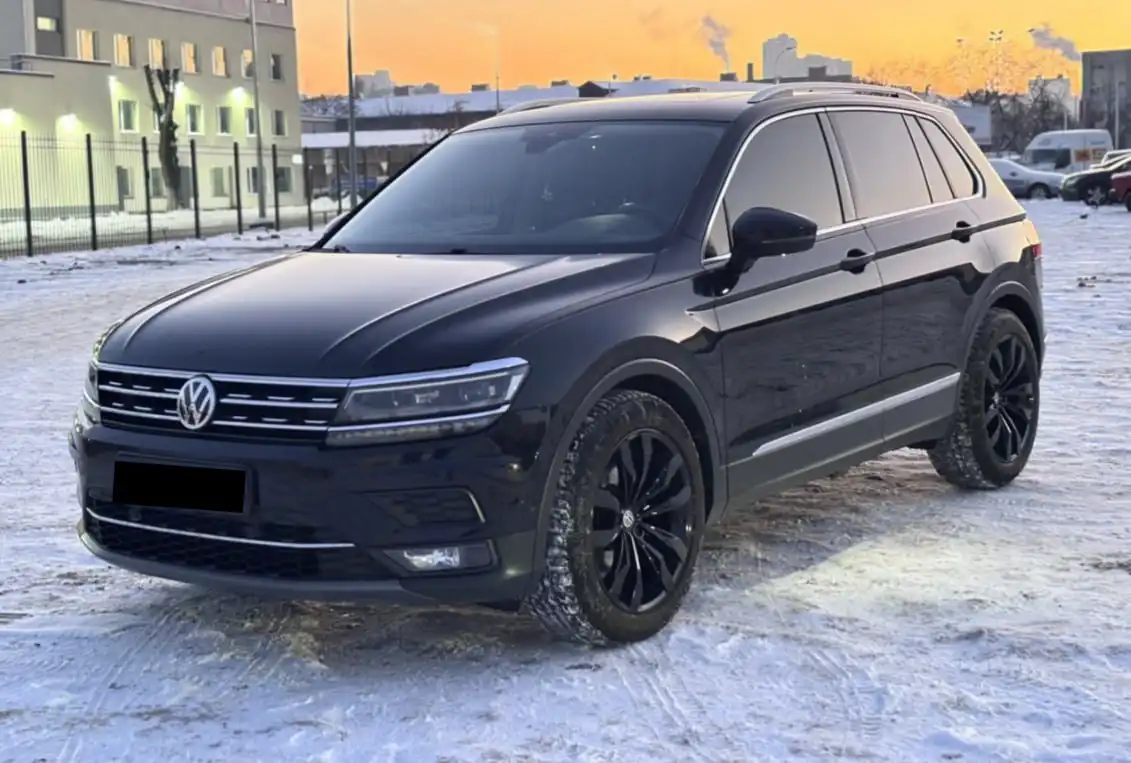 Volkswagen Tiguan 2018 Дизель 2л 150лс - Авто в Новосибирск