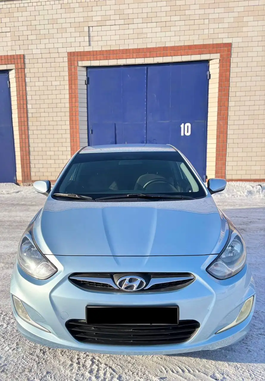 Hyundai Solaris 2012 год в отличном состоянии - Легковые автомобили (Авто) в Барнаул