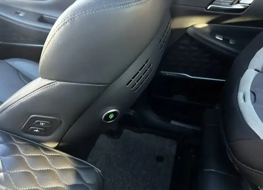 Продажа Hyundai Santa Fe 2020 года на 7 мест в максимальной комплектации - Внедорожники/кроссоверы (Авто) в Новосибирск