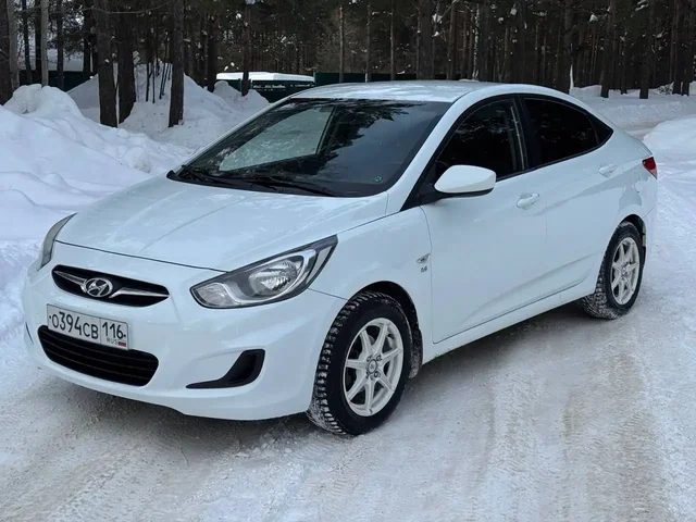 Hyundai Solaris 2011/12 года выпуска, механика, 126 тыс. км - Авто в Набережные Челны