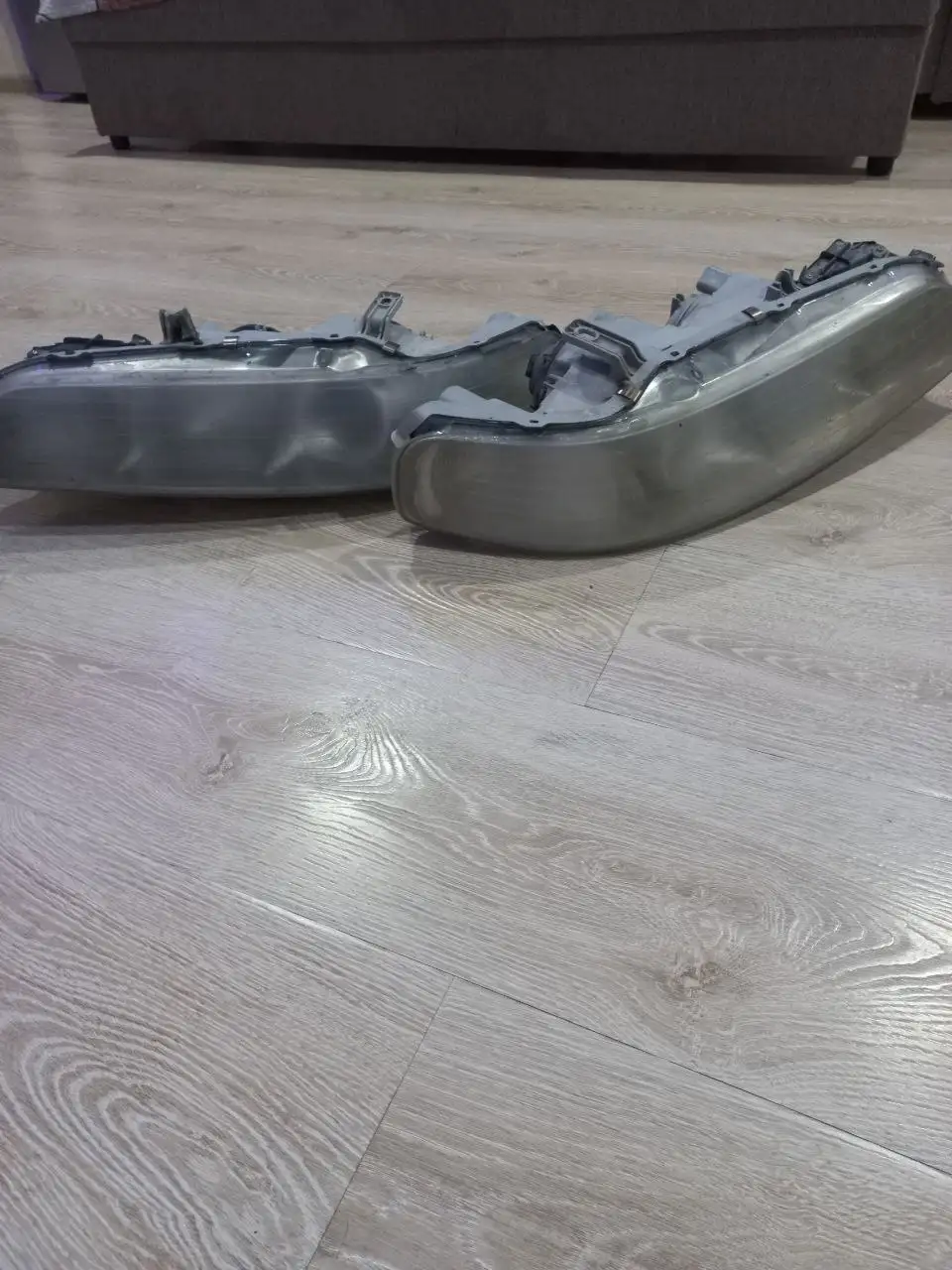 Запчасти для Honda Integra: фары и вентилятор охлаждения - Запчасти (Авто) в Новосибирск