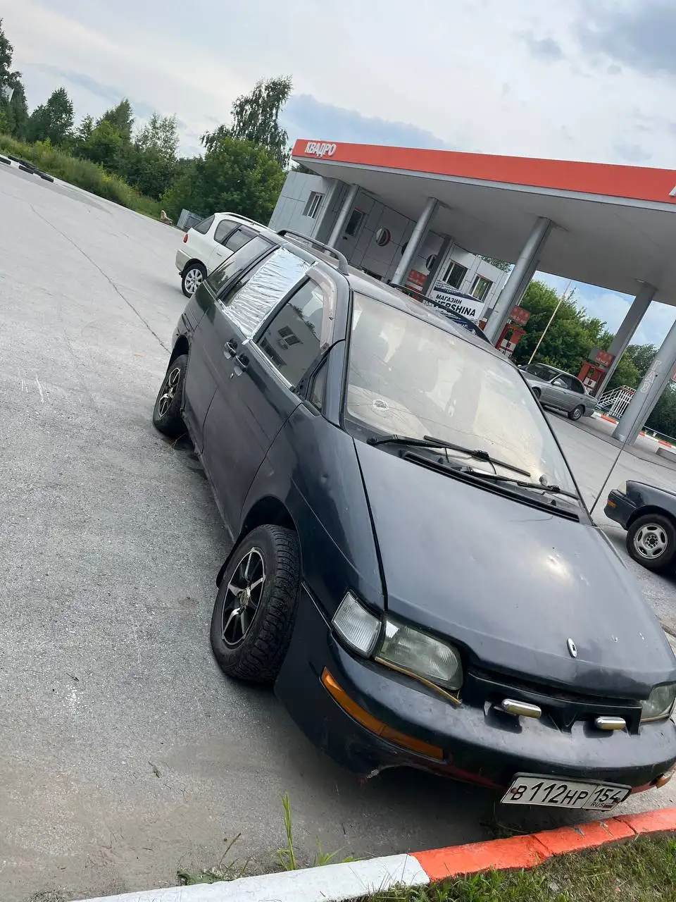 Ниссан Прайри 1991 года с запчастями - Авто в Новосибирск