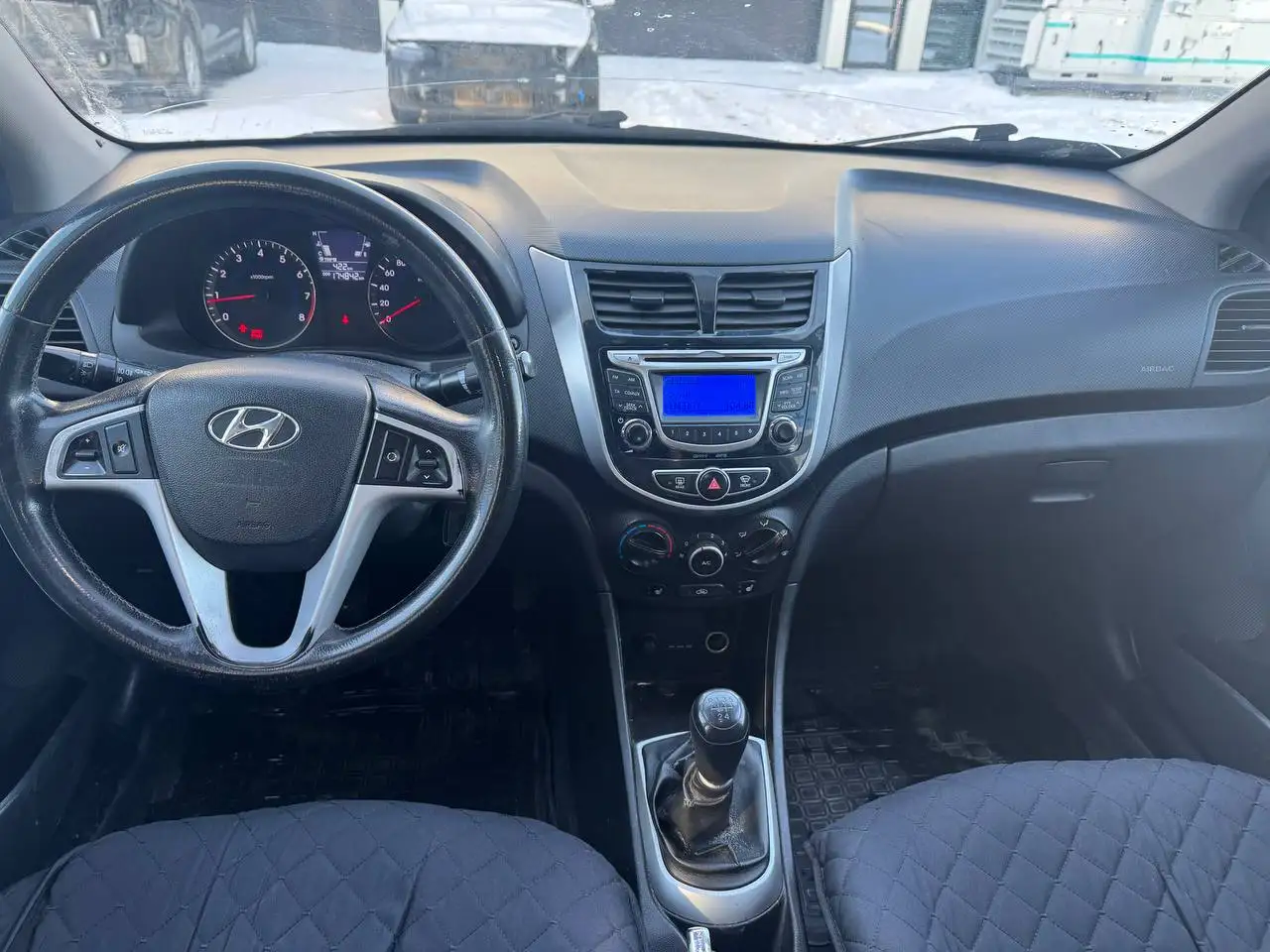 Продажа Hyundai Solaris 2012 года - Легковые автомобили (Авто) в Набережные Челны