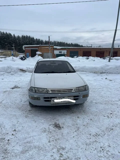 Продам Toyota Carina в хорошем состоянии - Автохимия в Новосибирск