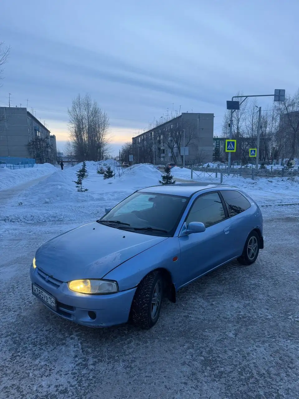 Продам Mitsubishi Mirage на полном ходу - Авто в Новосибирск