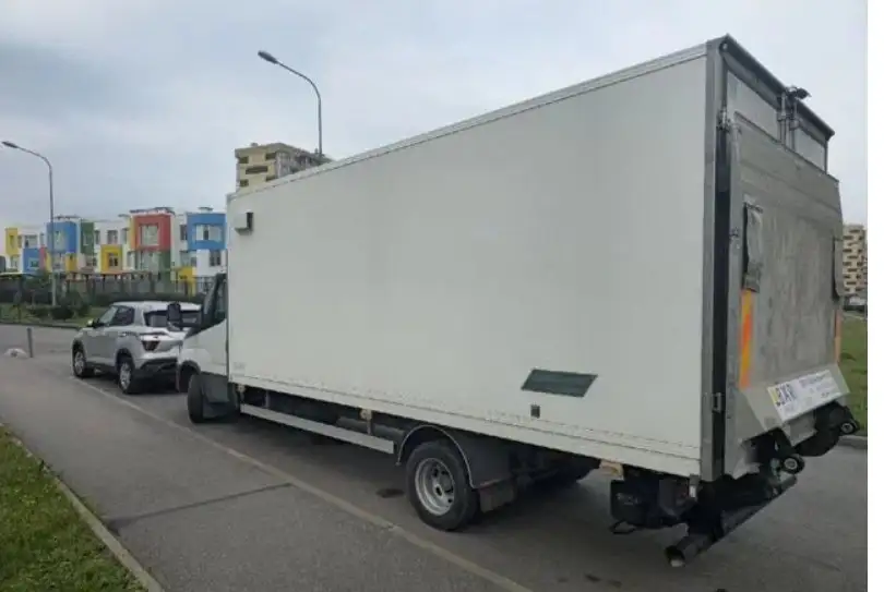 IVECO Daily 2021 года, пробег 185000 км - Грузовики и коммерческий транспорт (Авто) в Санкт-Петербург