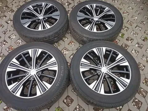 Колеса Mitsubishi Outlander ASX летние 225/55 R18 Yokohama - частное объявление в Новосибирск