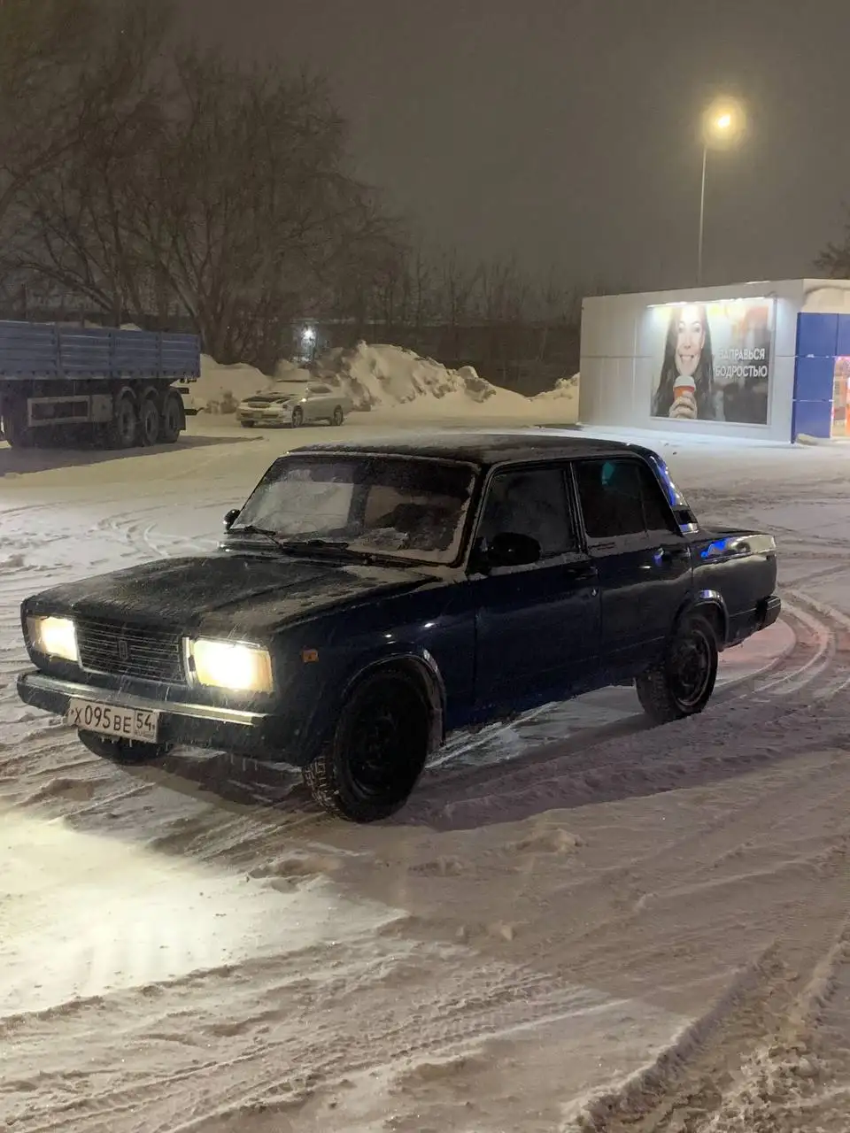 Продажа автомобиля ВАЗ 2121 Нива 2004 года - Легковые автомобили (Авто) в Новосибирск