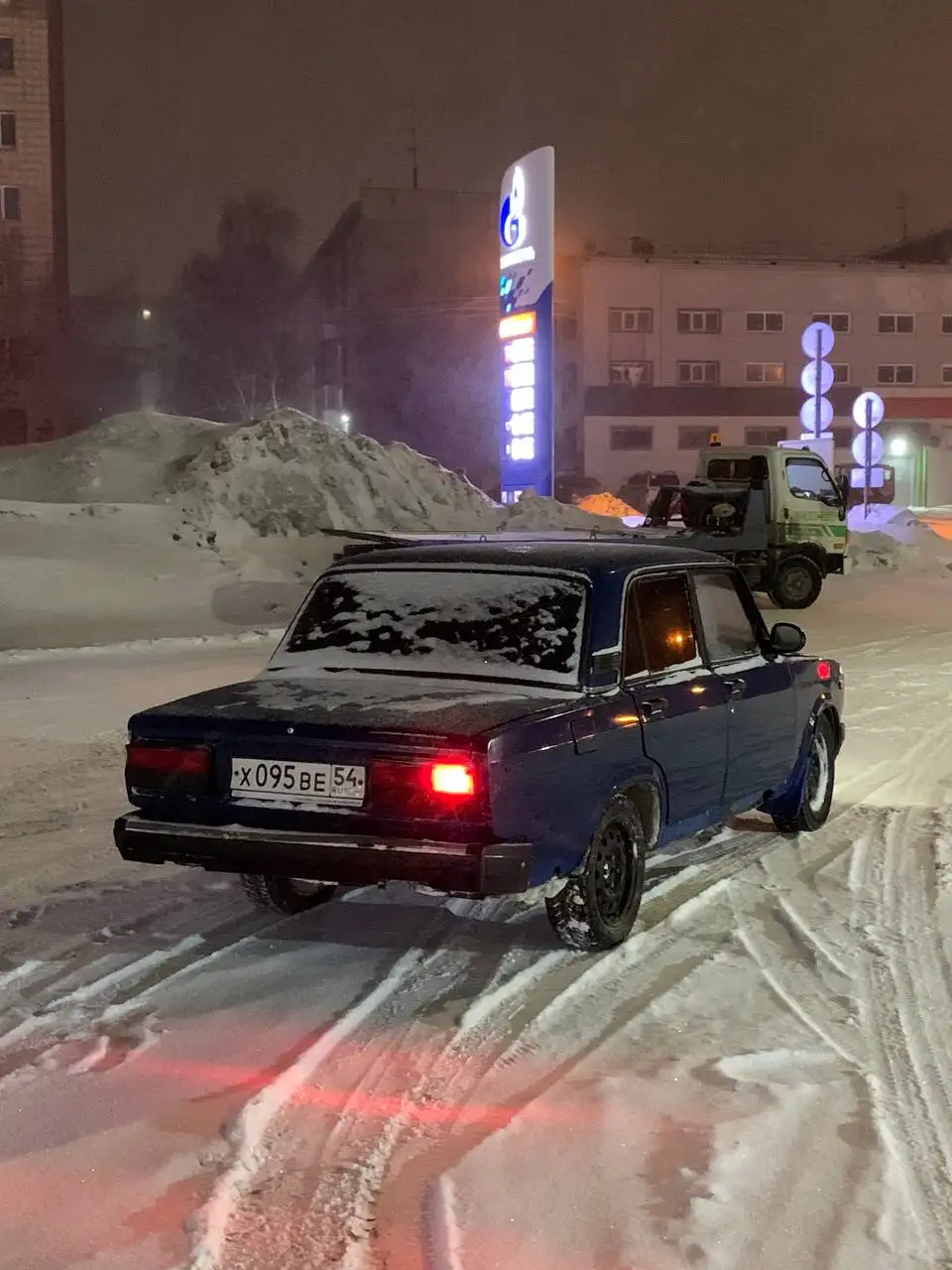 Продажа автомобиля ВАЗ 2121 Нива 2004 года - Легковые автомобили (Авто) в Новосибирск