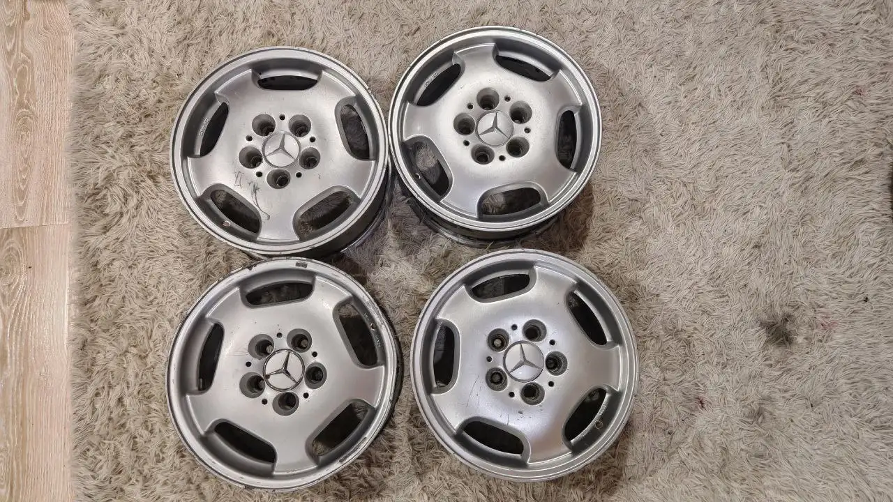 Диски R15 5x112 с дефектами - Диски (Запчасти) в Новосибирск