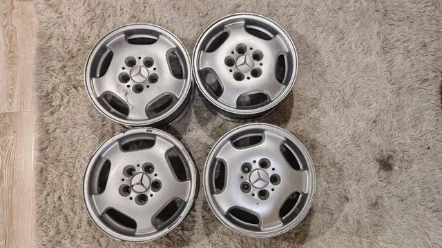 Диски R15 5x112 с дефектами - Запчасти в Новосибирск