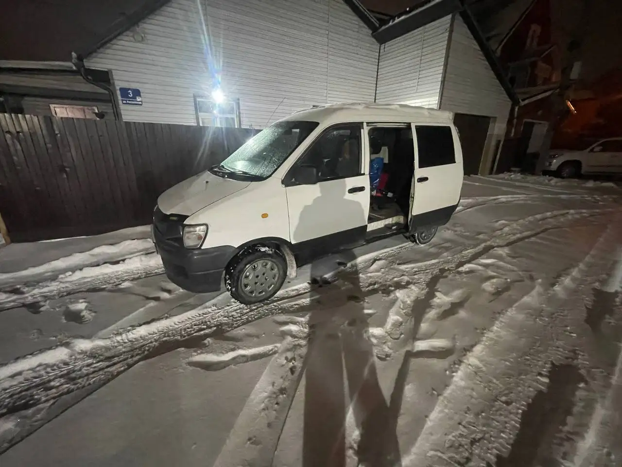 Продам дизельный автомобиль с задним приводом - Легковые автомобили (Авто) в Новосибирск