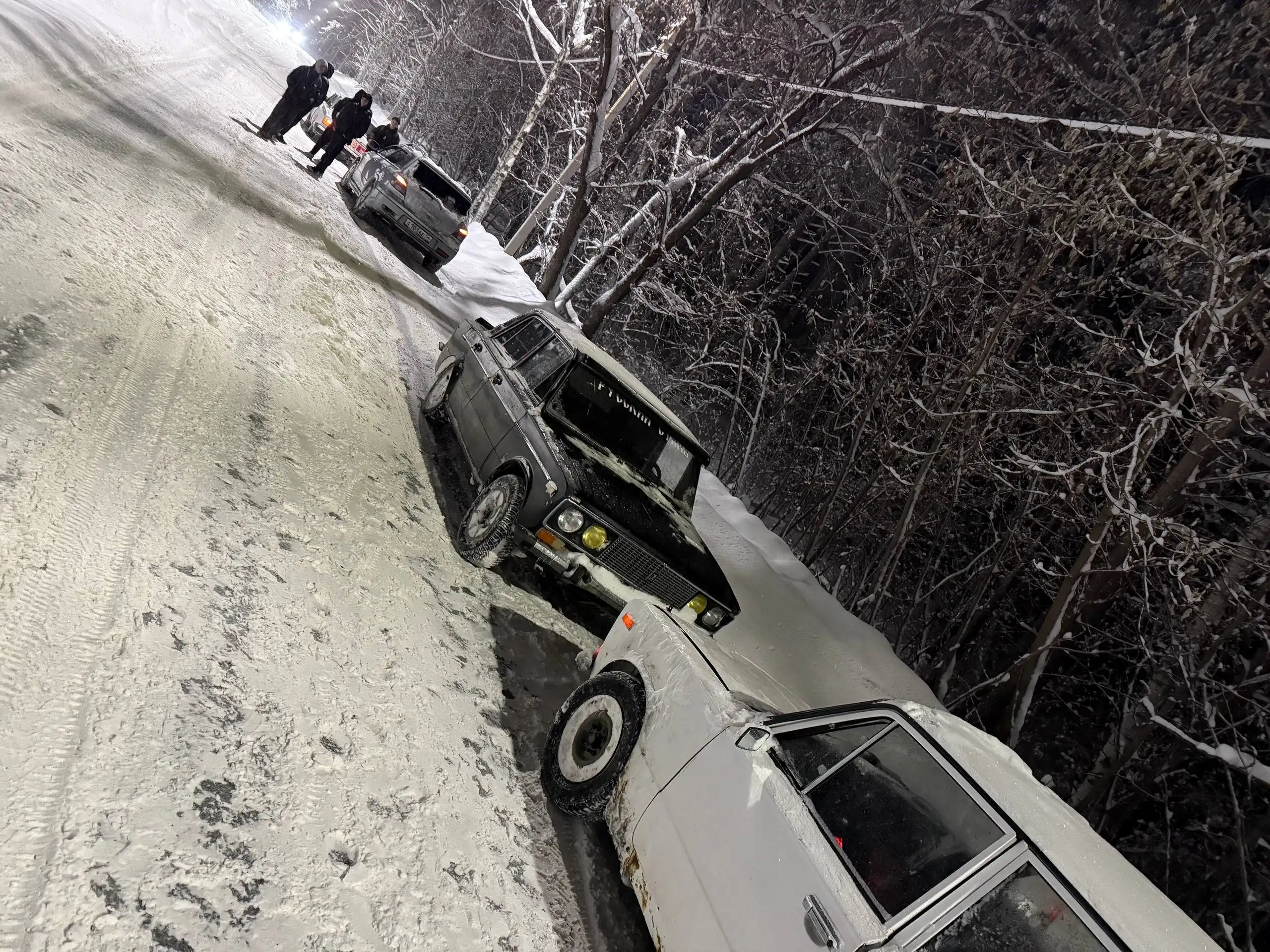Продажа автомобилей ВАЗ 2107 и ВАЗ 2106 - Легковые автомобили (Авто) в Новосибирск