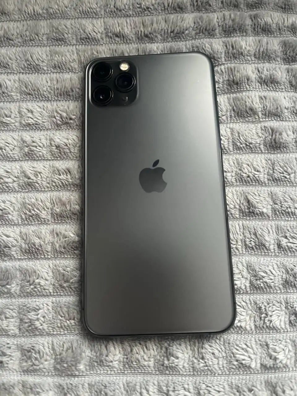 Обмен двух iPhone 11 на автомобиль - Авто в Новосибирск