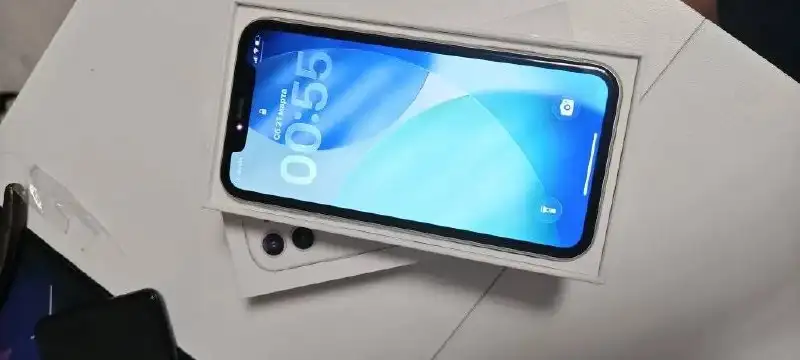 Обмен двух iPhone 11 на автомобиль - Авто в Новосибирск