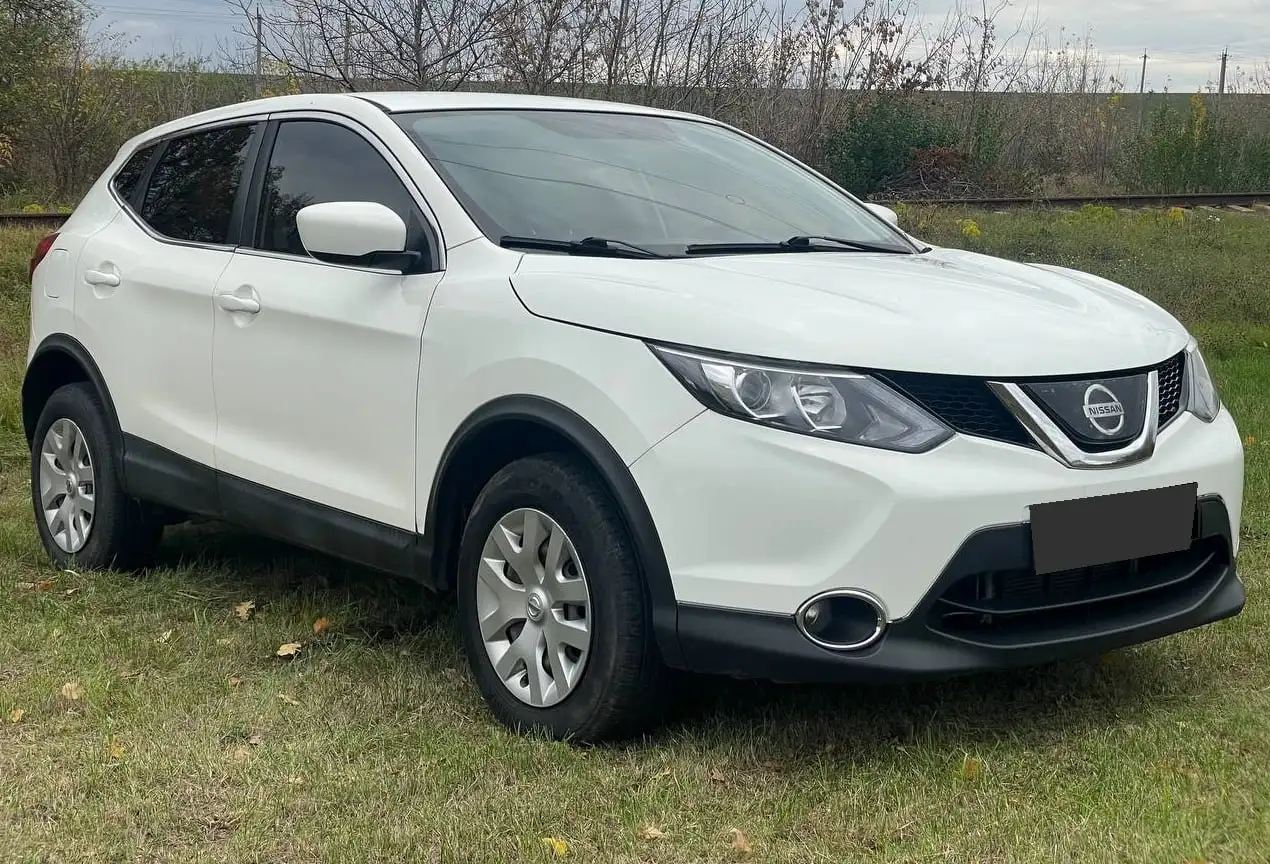 Nissan Rogue Sport 2018, AWD, белый, 105 000 км - Легковые автомобили (Авто) в Новосибирск