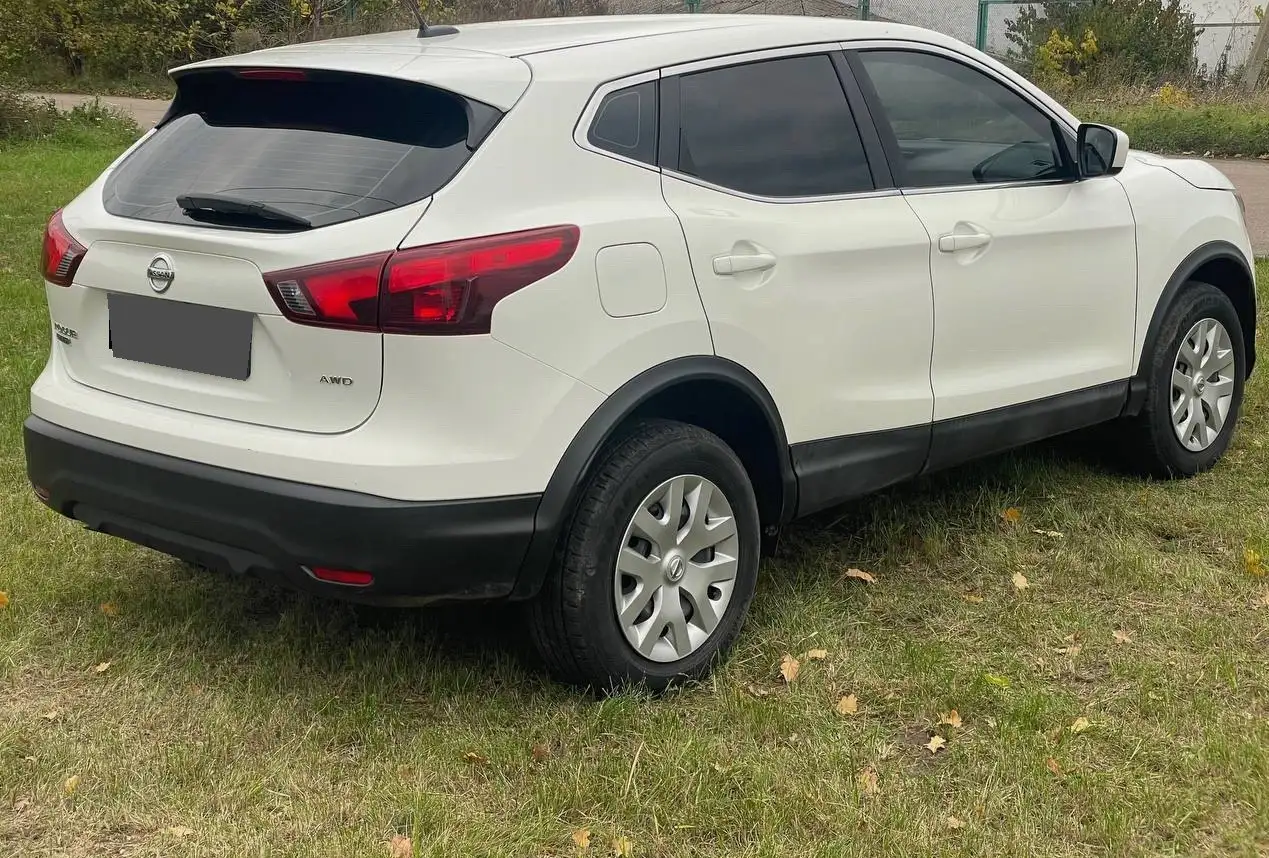 Nissan Rogue Sport 2018, AWD, белый, 105 000 км - Легковые автомобили (Авто) в Новосибирск