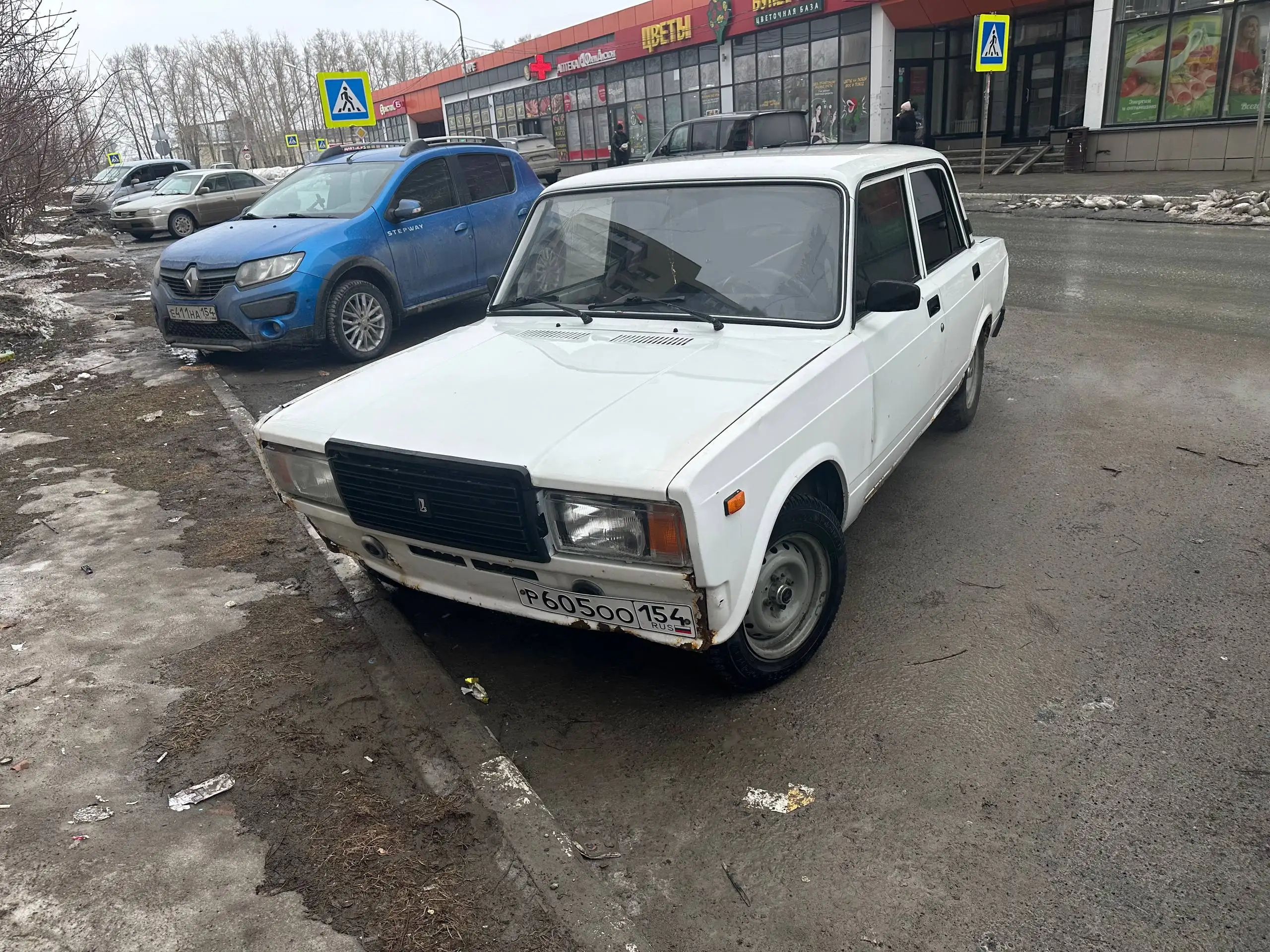 Продажа инжектора 10 года выпуска - Запчасти (Авто) в Новосибирск