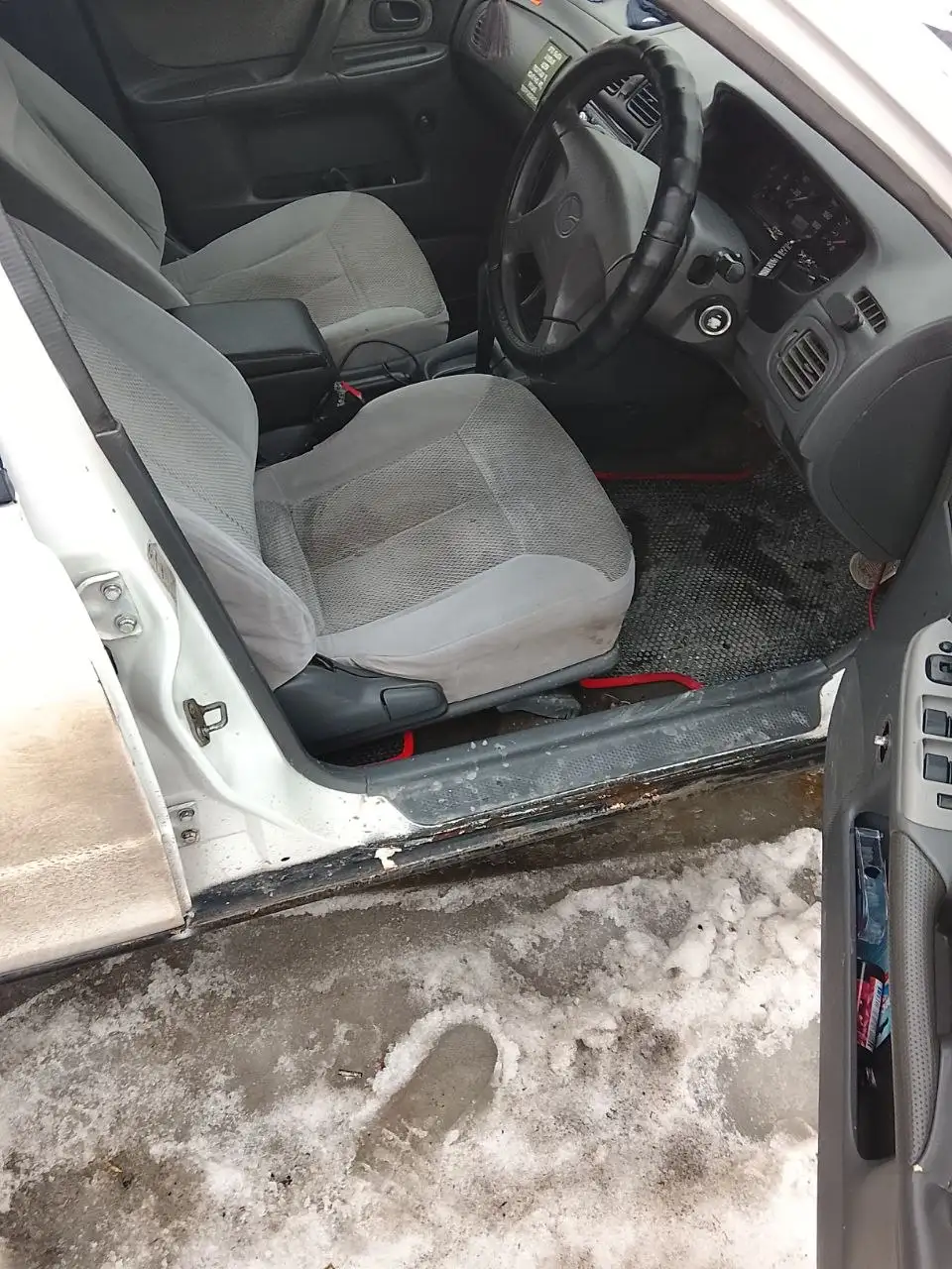 Продам Мазду 1998 года - Легковые автомобили (Авто) в Новосибирск