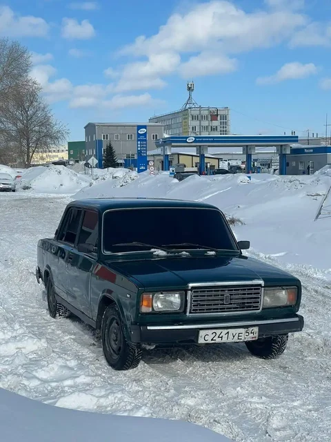Продажа автомобиля ВАЗ 07 в хорошем состоянии - Аксессуары в Новосибирск