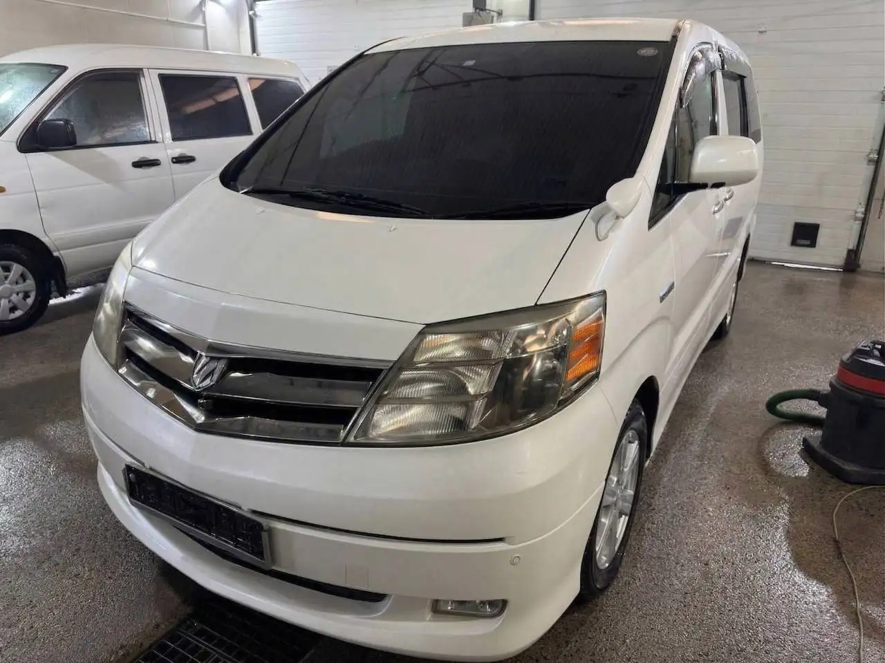 Toyota Alphard 2007 2.4 гибрид 4WD - Минивэны (Авто) в Новосибирск