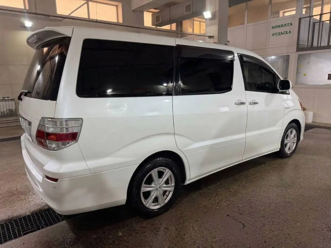 Toyota Alphard 2007 2.4 гибрид 4WD - Минивэны (Авто) в Новосибирск