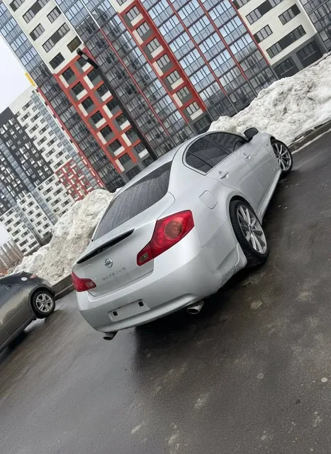 Nissan Skyline 2008 года 2.5 литра - Аксессуары в Новосибирск
