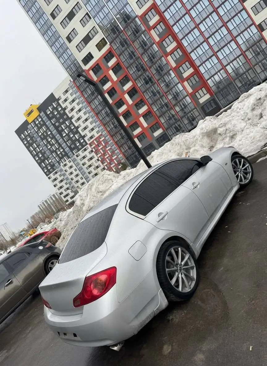 Nissan Skyline 2008 года 2.5 литра - Авто в Новосибирск