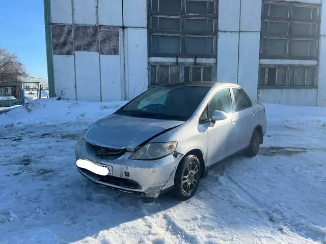 Honda Fit Aria 2003 года - Аксессуары в Новосибирск