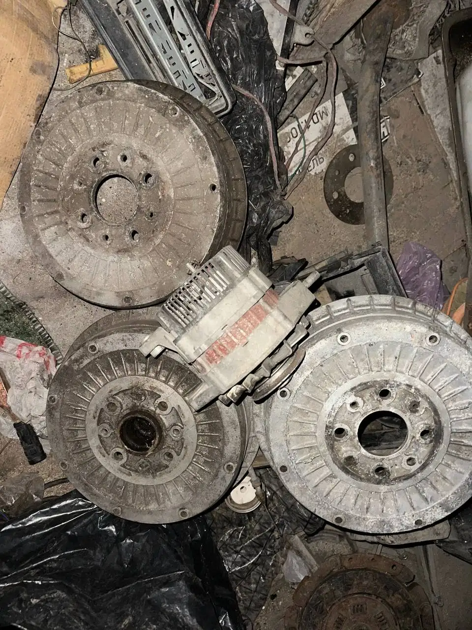 Продажа запчастей для ВАЗ 2101-2107 и ВАЗ 2114 - Автозапчасти для ВАЗ (Запчасти) в Новосибирск