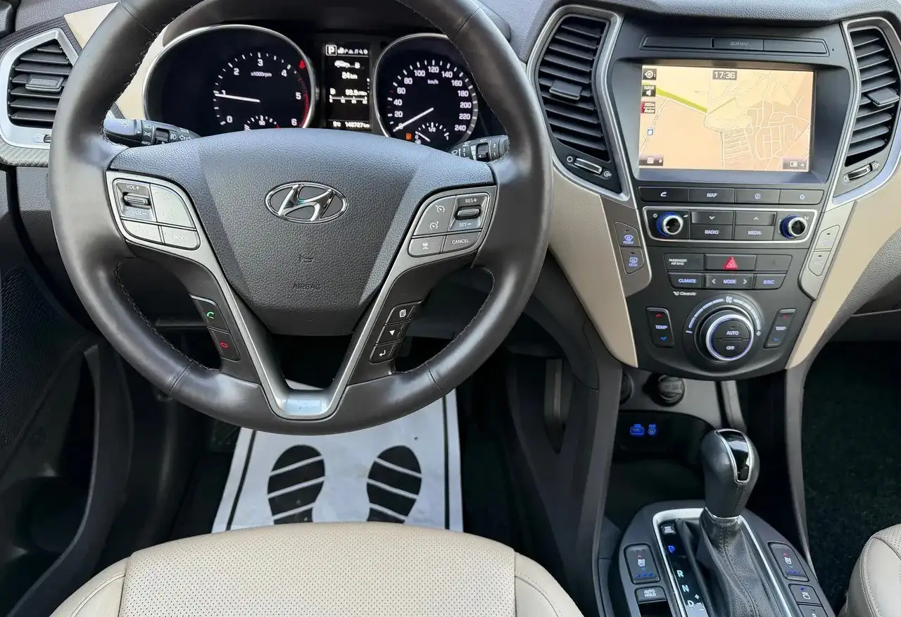 Продам Hyundai Santa FE 2017 дизель 2.2 - Легковые автомобили (Авто) в Новосибирск