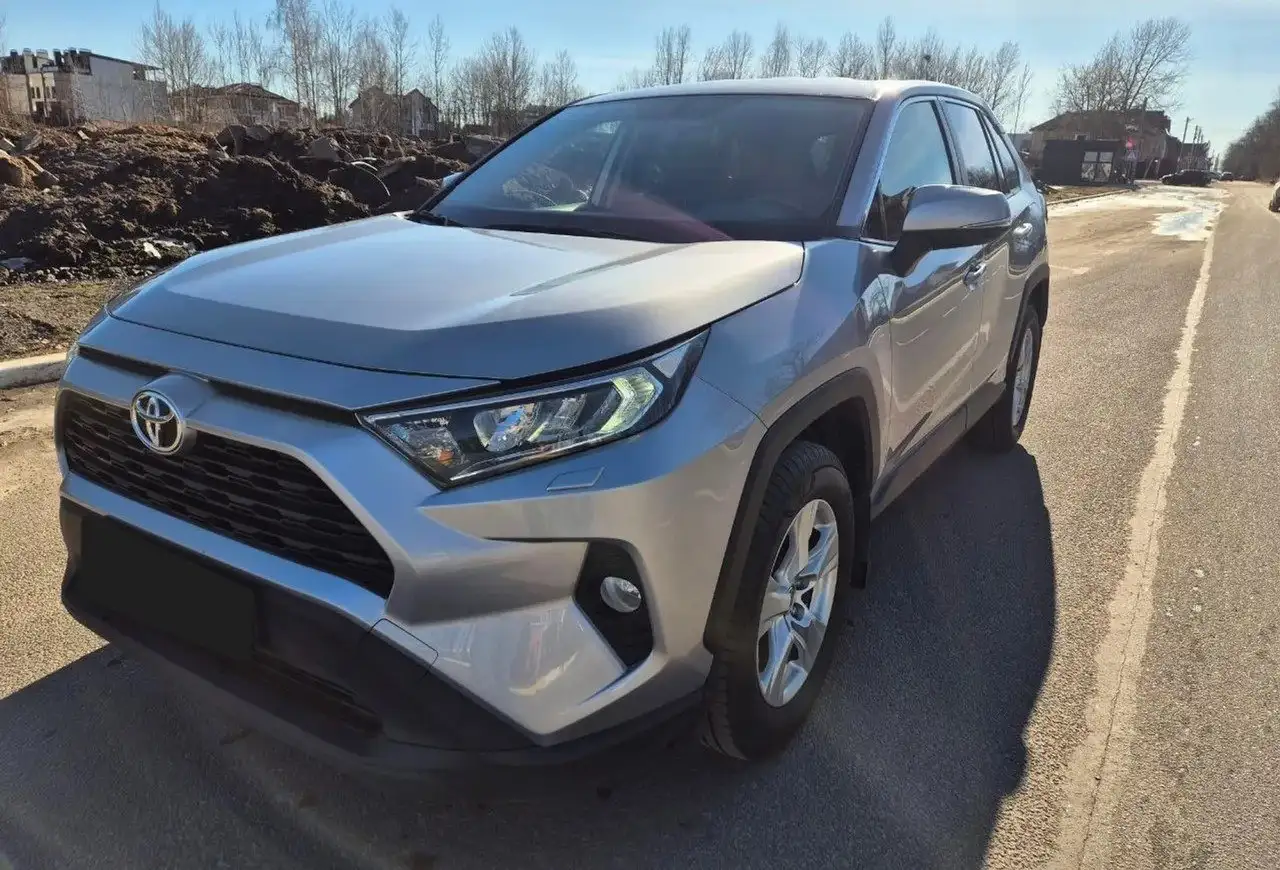 Продажа Toyota RAV4 2021 года - Авто в Новосибирск