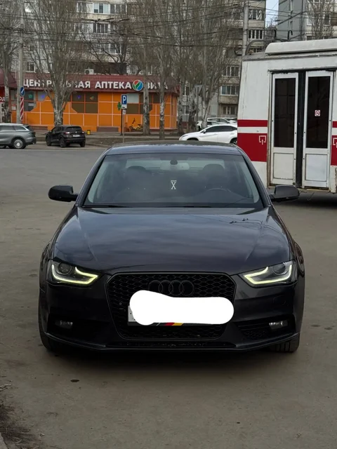Audi A4 2014 года в отличном состоянии - Аксессуары в Новосибирск