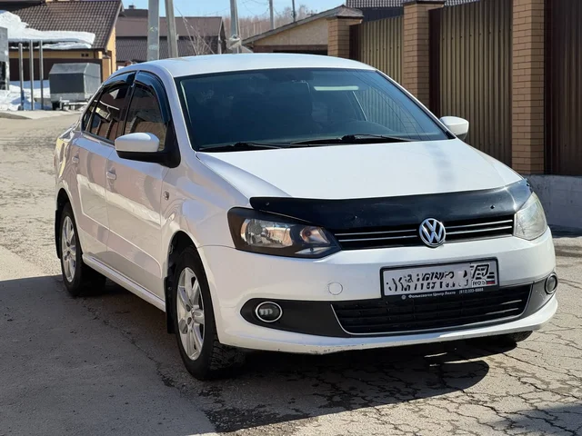 Volkswagen Polo 2012 года в отличном состоянии - Авто в Новосибирск