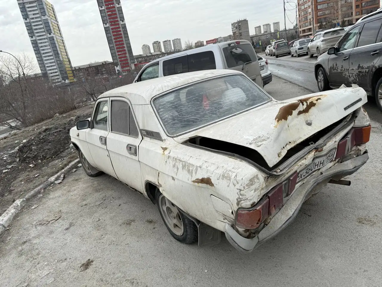 Автомобиль на ходу с документами - Авто в Новосибирск