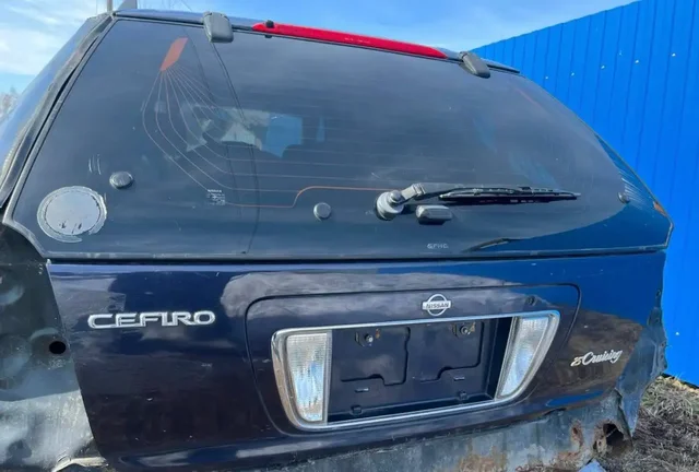 Багажник Ниссан Цефира А32 с дефектом - Кузовные детали в Новосибирск