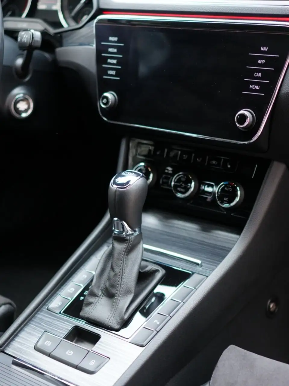 Продажа Skoda Superb 2020 года - Легковые автомобили (Авто) в Новосибирск