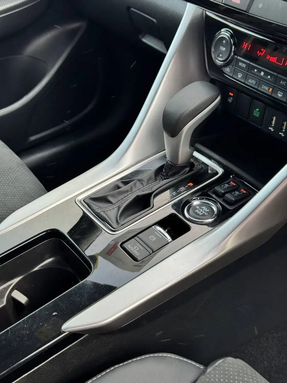 Mitsubishi Eclipse Cross 2023 года в Новосибирске - Легковые автомобили (Авто) в Новосибирск