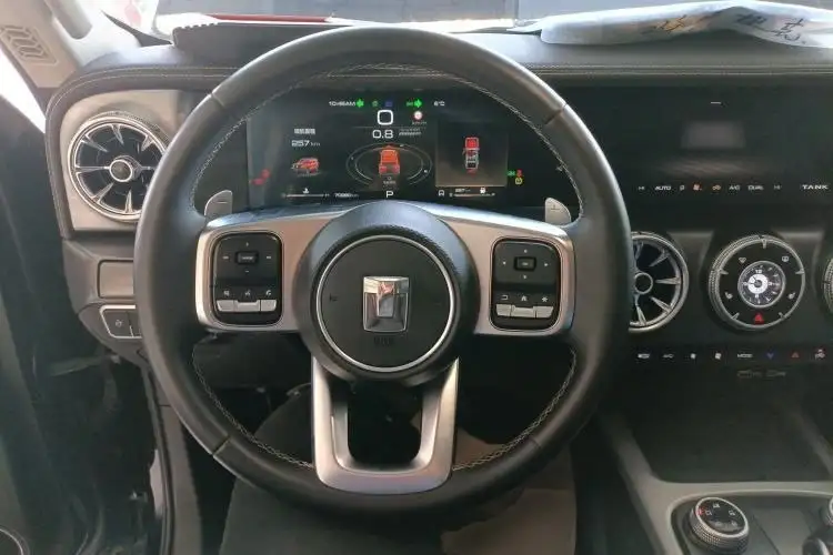 Продажа рамного Танк 300 2023 года - Внедорожники (Авто) в Новосибирск