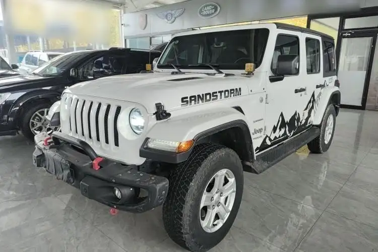 Jeep Wrangler 2019 2.0 бензин - Внедорожники (Авто) в Новосибирск