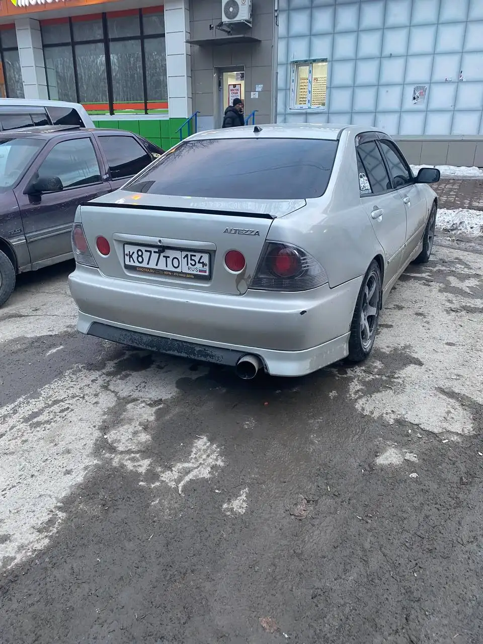 Продажа Toyota Altezza в отличном состоянии с тюнингом - Легковые автомобили (Авто) в Новосибирск