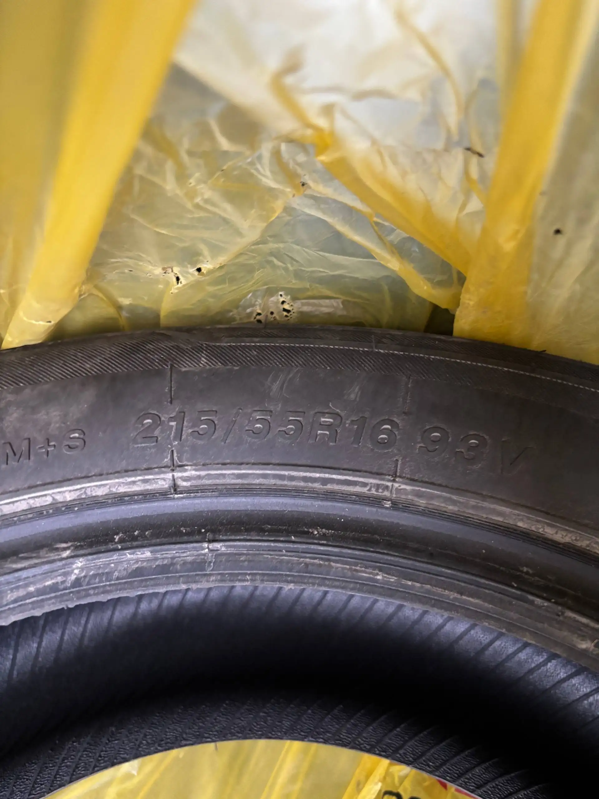 Шины Arivo Premio 215/55R6 - Шины (Авто) в Новосибирск