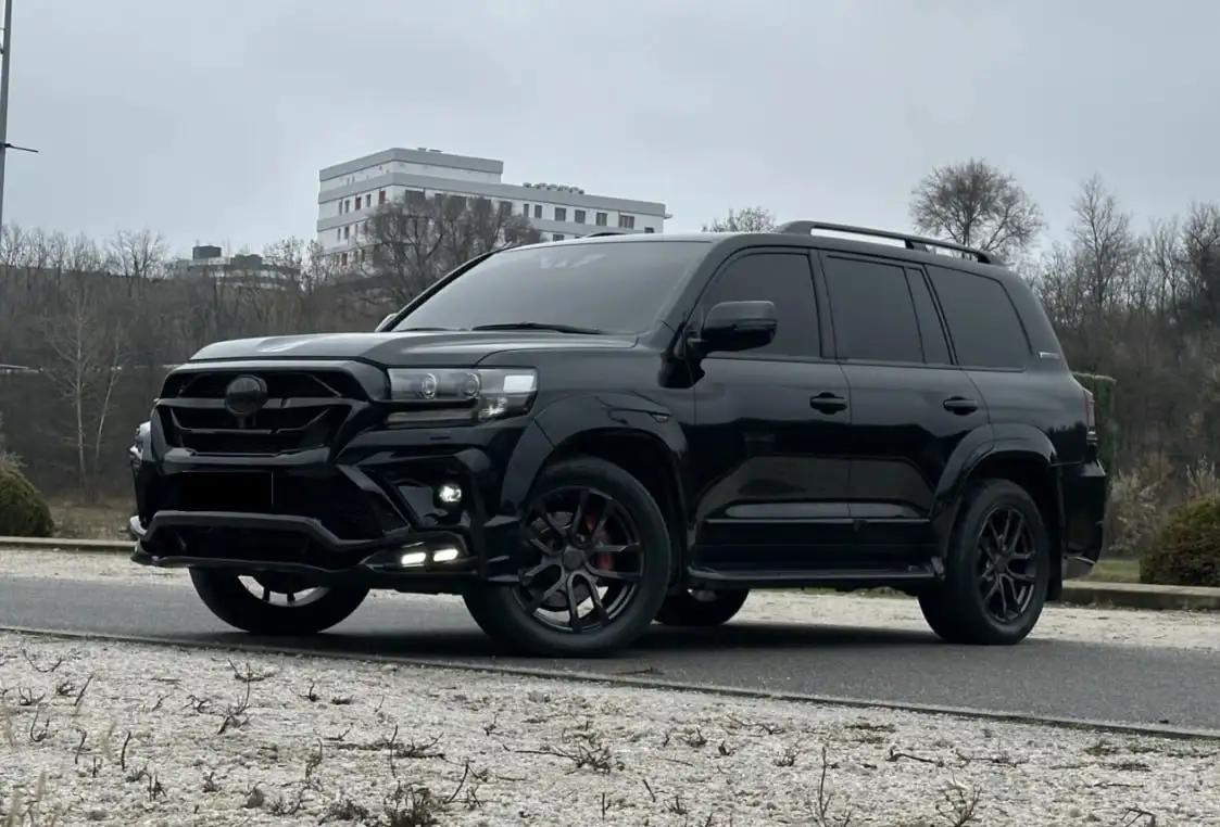 Toyota Land Cruiser 200 2019 года - Внедорожники (Авто) в Новосибирск