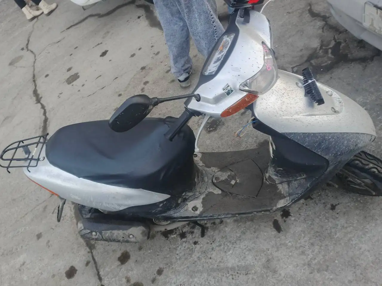 Продам мопед с документами на ходу - Мотоциклы и мототехника (Авто) в Новосибирск