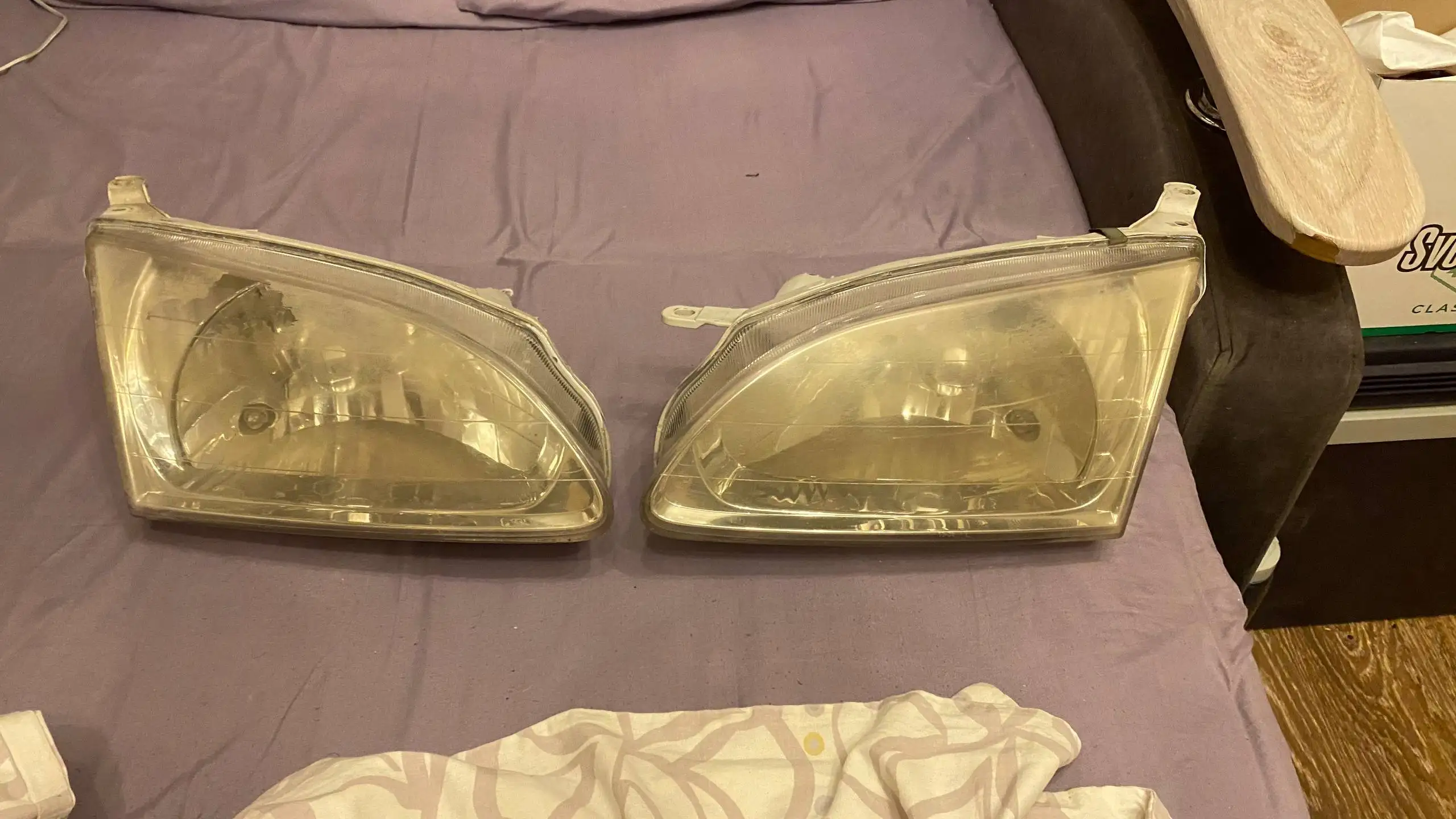 Продам фары от Toyota Spacio 110 кузов до рестайлинга - Осветительные приборы (Запчасти) в Новосибирск