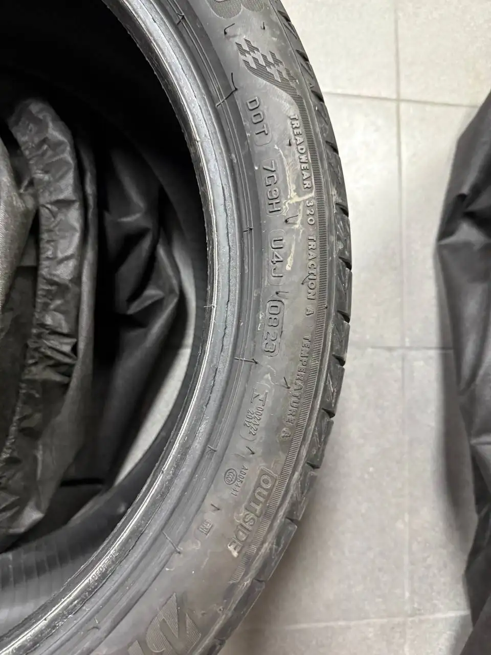 Шины Bridgestone Turanza t005 RFT 275/35/r19 б/у - Шины и диски (Авто) в Новосибирск