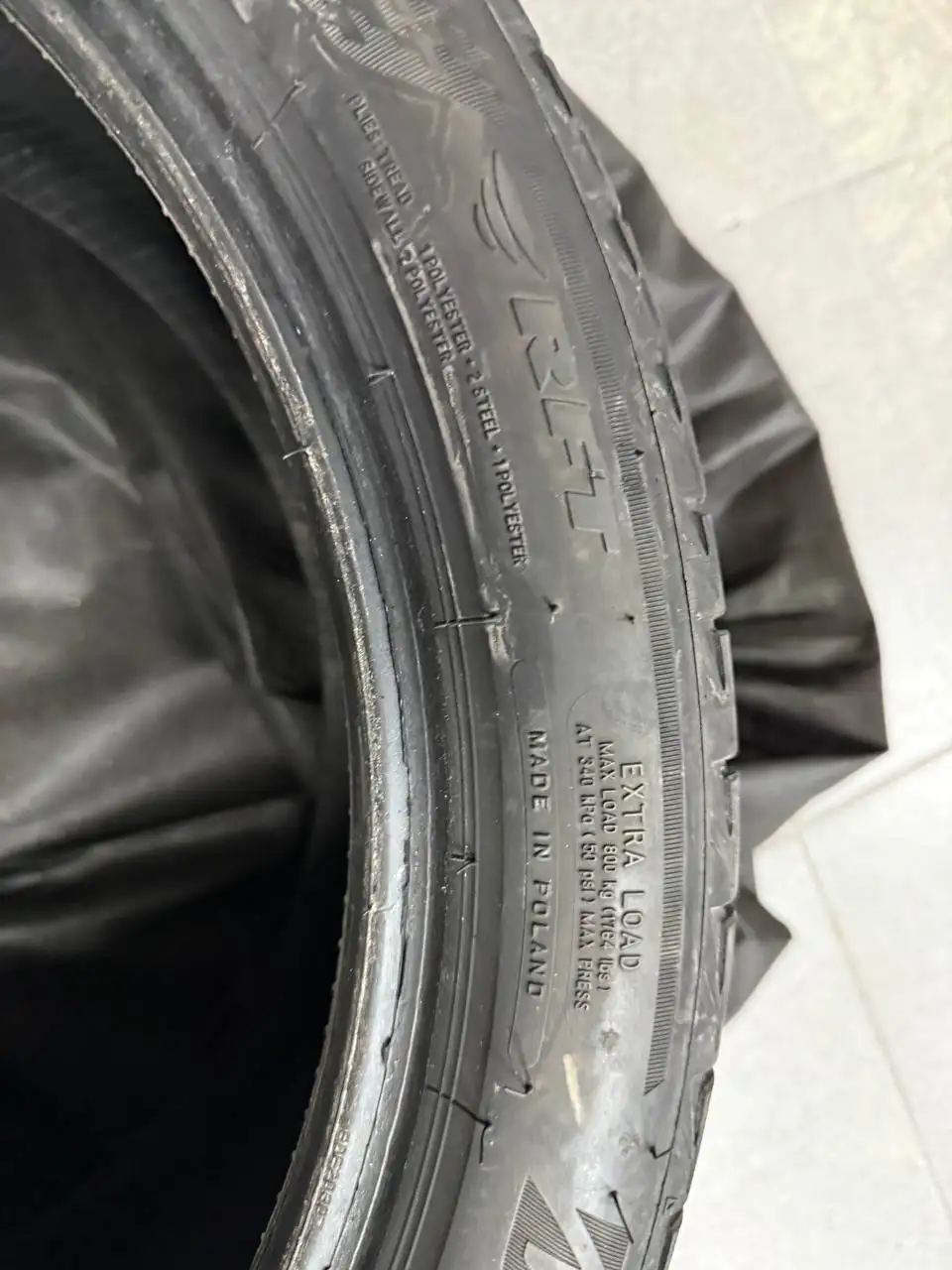 Шины Bridgestone Turanza t005 RFT 275/35/r19 б/у - Шины и диски (Авто) в Новосибирск