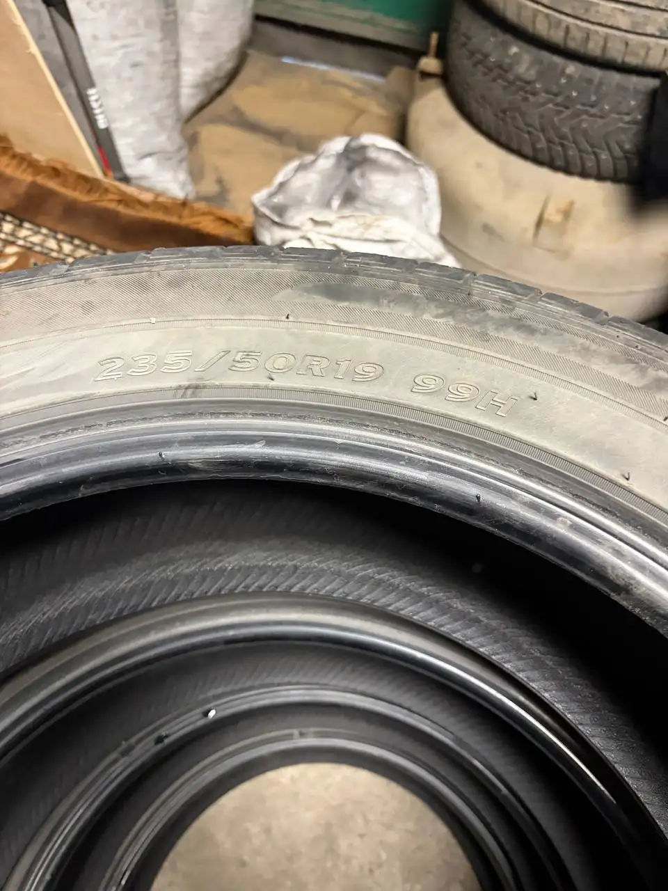 Продажа летней резины Hankook Option K415 235/50R19 99H - Шины и диски (Авто) в Новосибирск