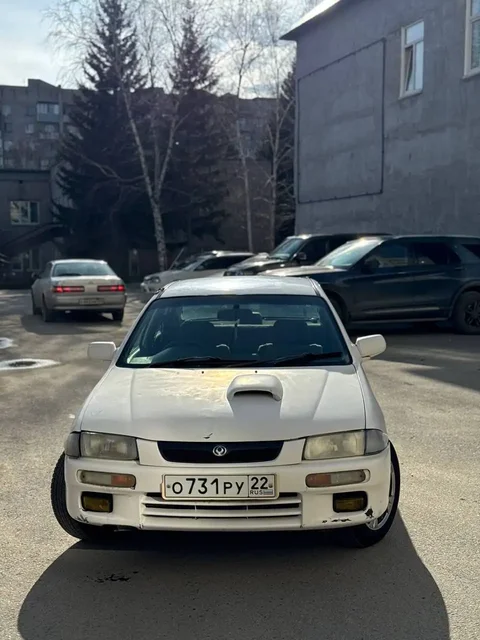 Автомобиль на ходу, в одних руках 10 лет - Авто в Новосибирск